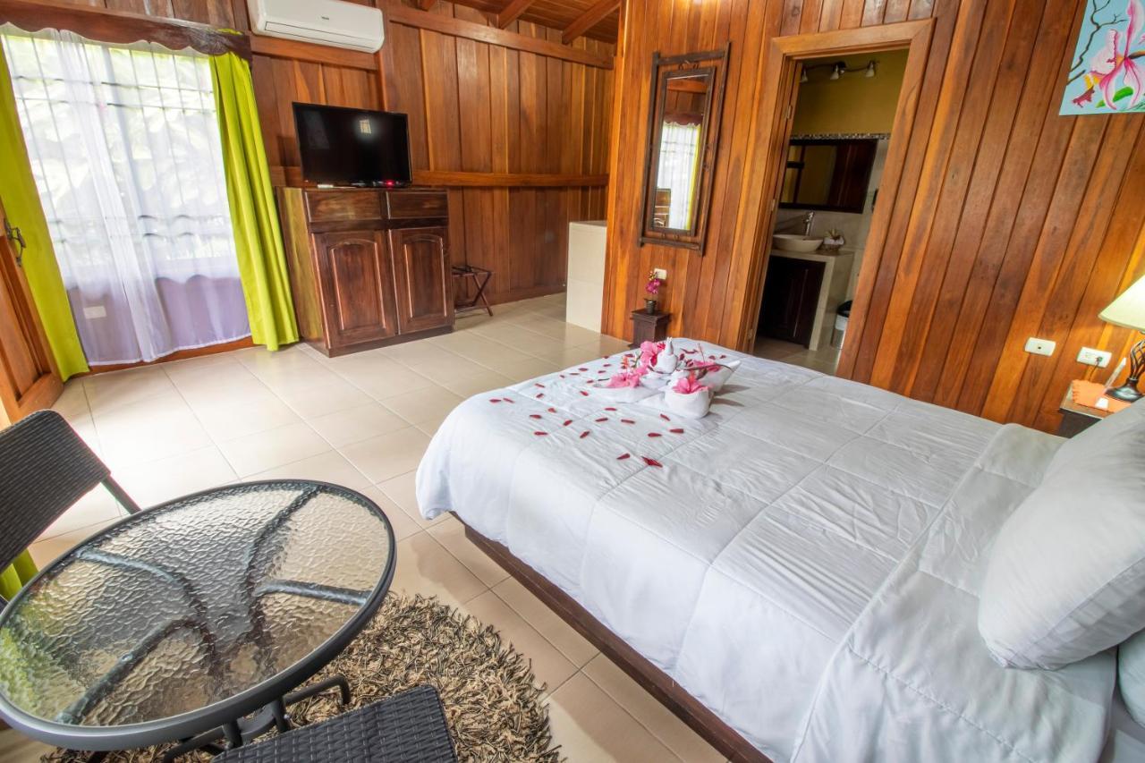 Hotel Rancho Cerro Azul La Fortuna Екстериор снимка