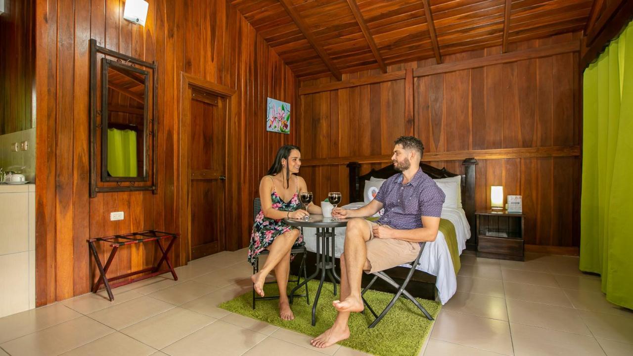 Hotel Rancho Cerro Azul La Fortuna Екстериор снимка