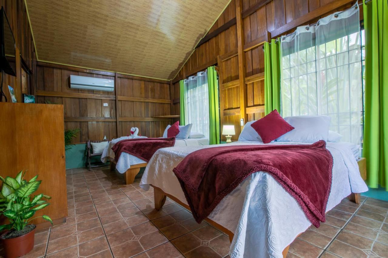 Hotel Rancho Cerro Azul La Fortuna Екстериор снимка